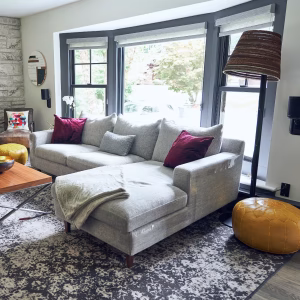 Product-Gallery_BayBow_Living-room-couch_1x1