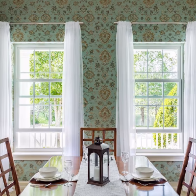product-gallery_double-hung_dining-room-with-wallpaper_1x1