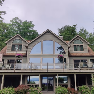 product-gallery_specialty_arched-exterior-shot_1x1